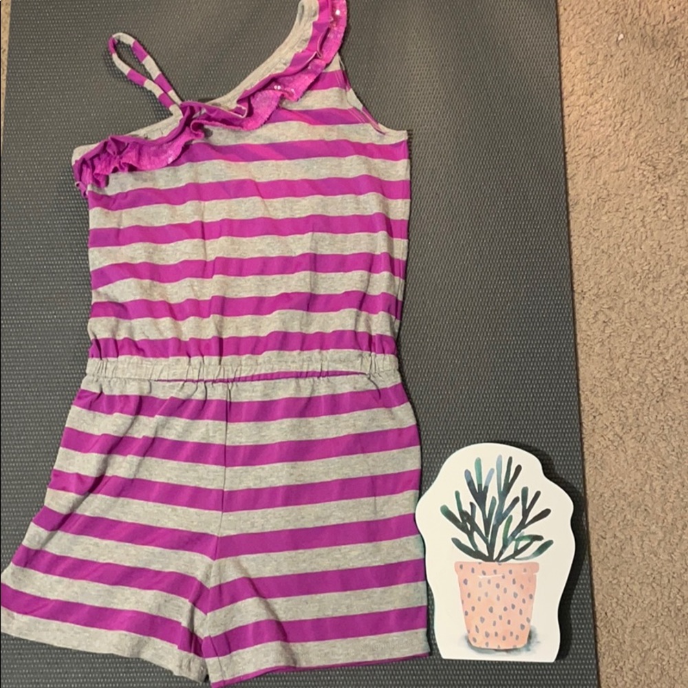 🎀Children’s Place one shoulder romper🎀